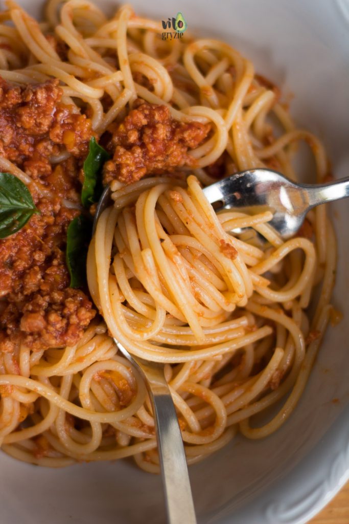 wegańskie spaghetti bolognese